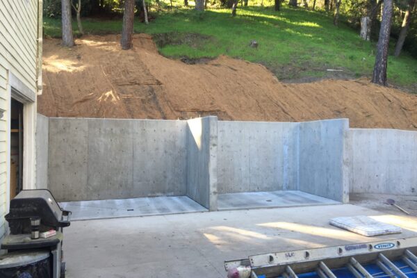 concrete retaining wall1
